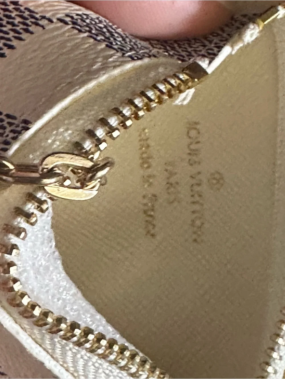 Louis Vuitton compact louis